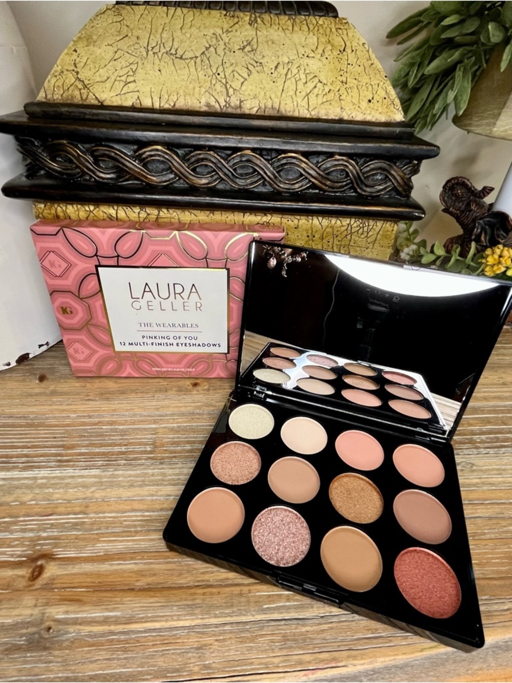 Laura Geller The Wearables Pinking Of You 12 Multi-Finish Palette - Picture 2 of 4